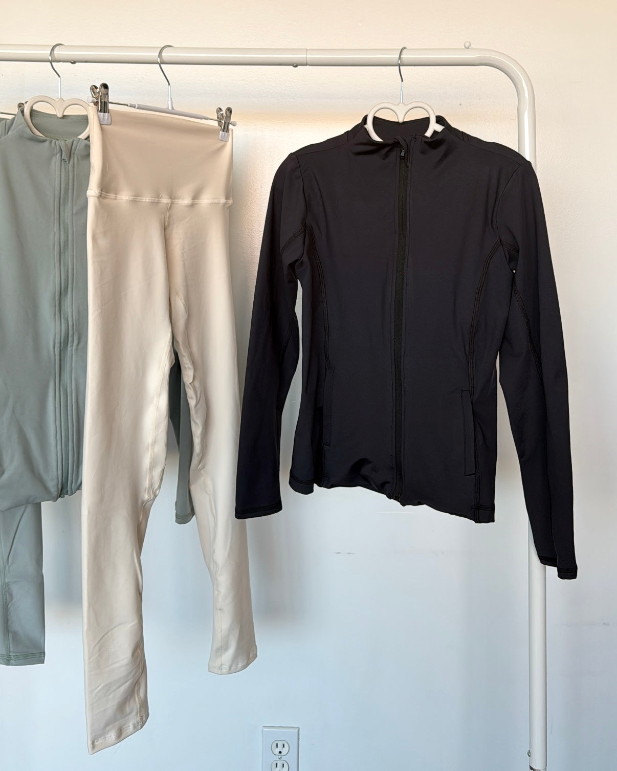 Vanilla Solid High Waisted Active Leggings