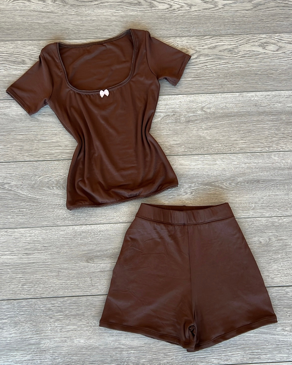 Brown Bow (Lace Trim) B-Soft Short Sleeve Top