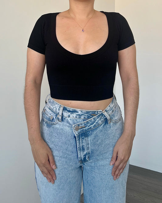 Black Rib V Neck Short Sleeve Top