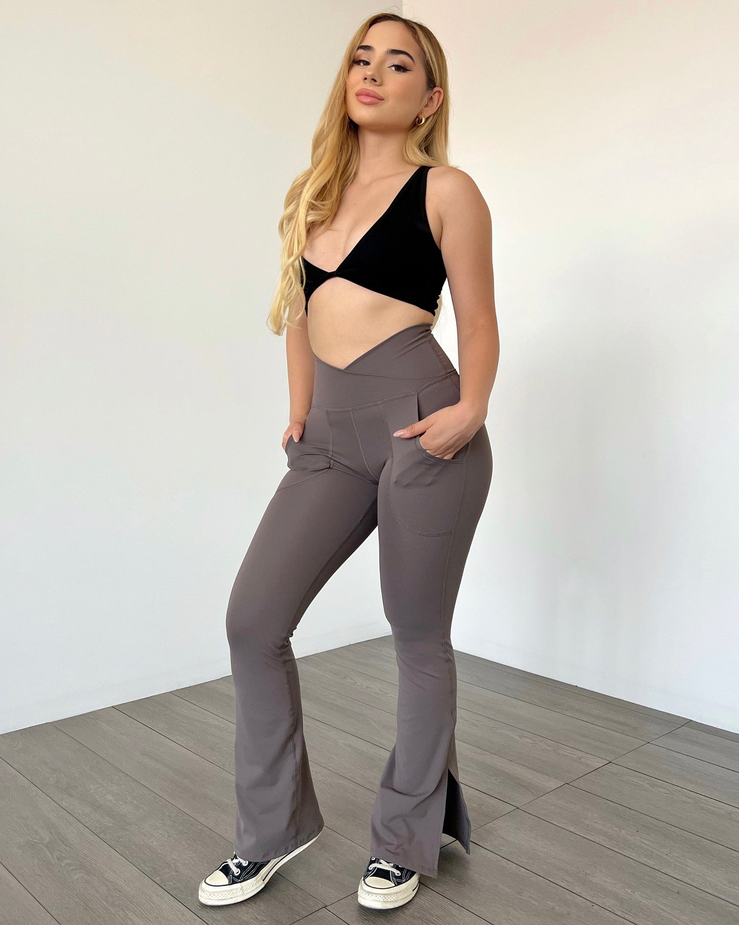 Raisin Pocket Yoga Pants