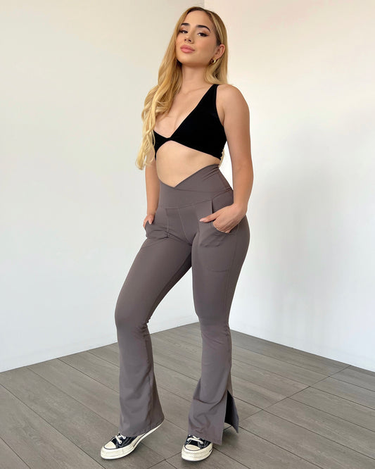 Raisin Pocket Yoga Pants